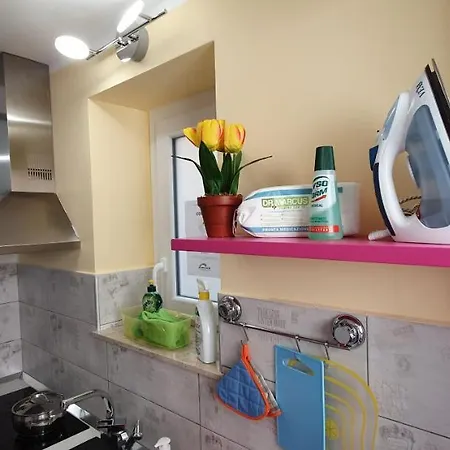 Arco Del Sole 2 アパート *